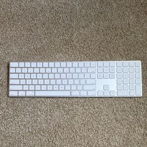BRAND NEW APPLE Wireless White Keyboard